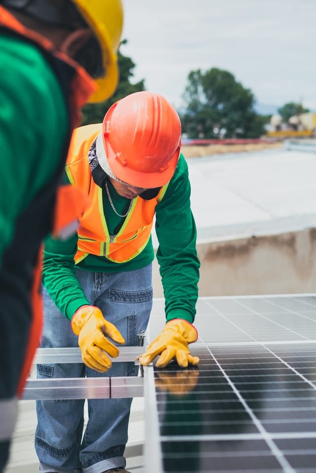 Solar/Renewable Energy - Highest Paying Mechanical Engineering Jobs