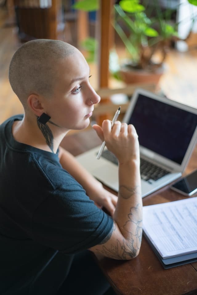 7 Online jobs for cancer patients